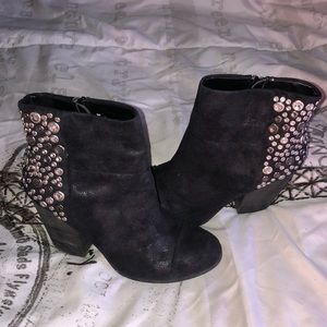 Ankle boots
